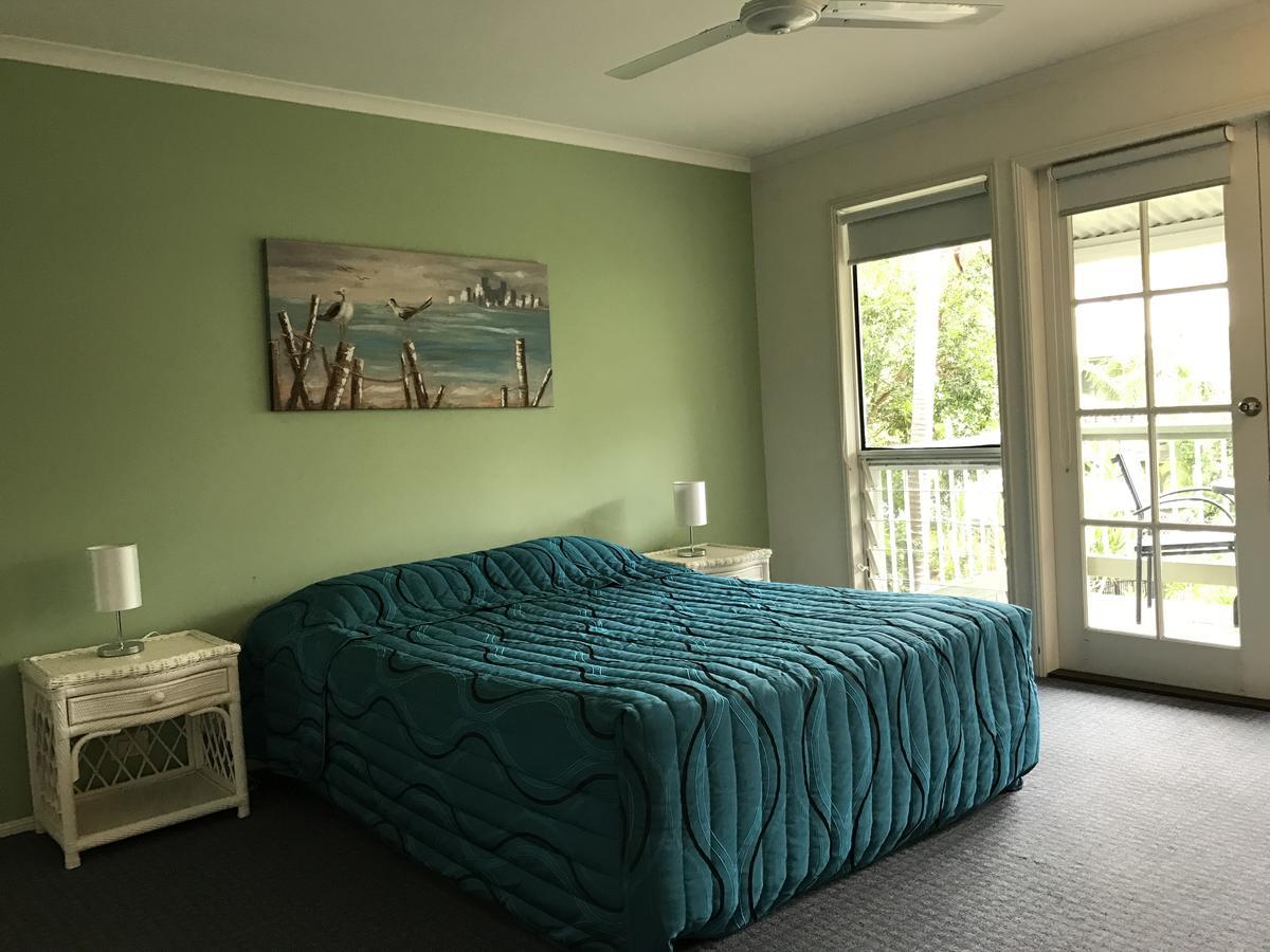 Coral Beach Noosa Resort Noosaville Exterior photo